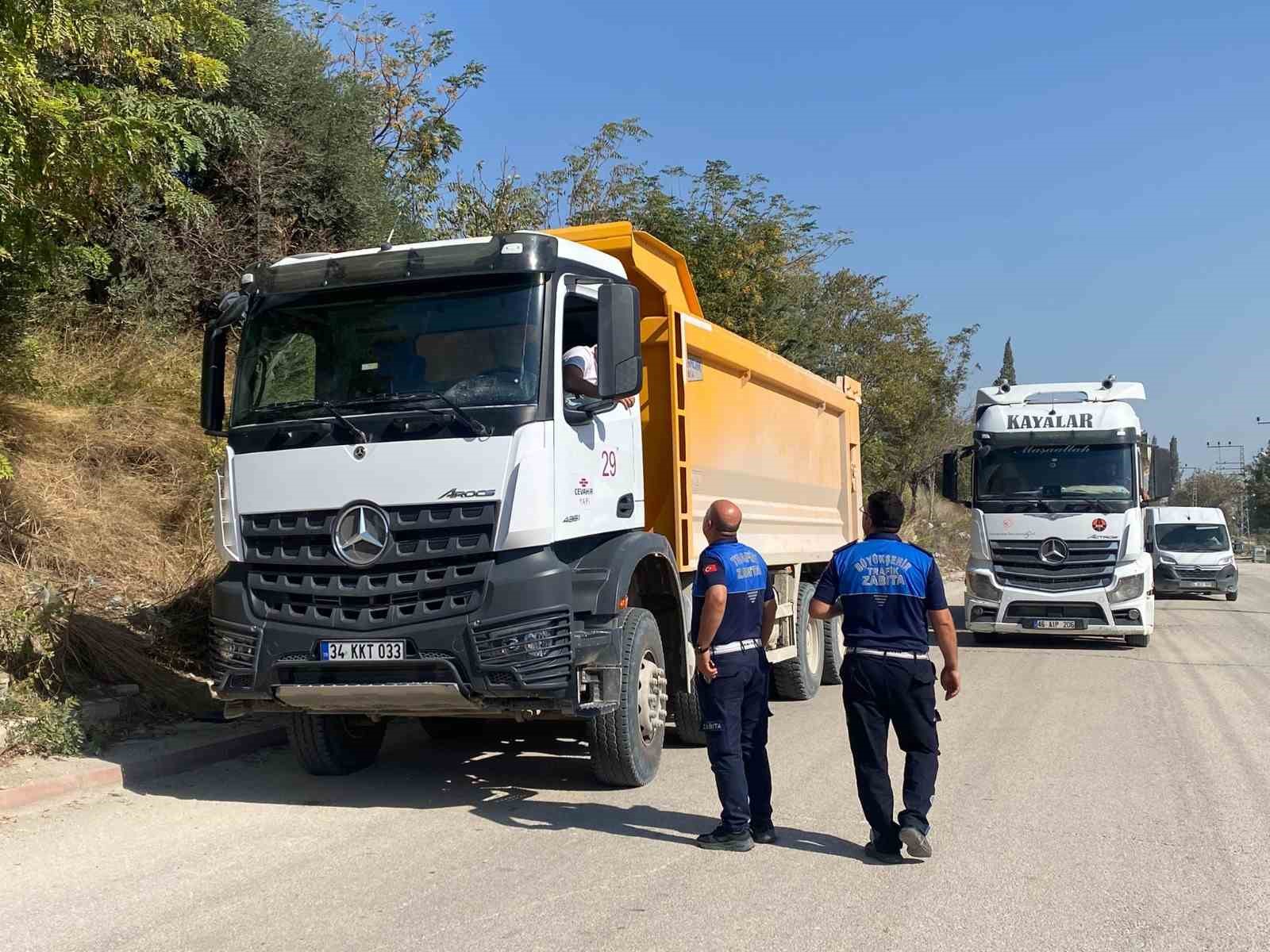 HBB zabıta ekipleri 81 hafriyat kamyonuna ceza uyguladı
