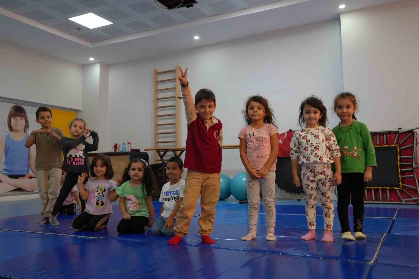 Çocuk Üniversitesi yeni döneme 20 farklı atölyede başladı
