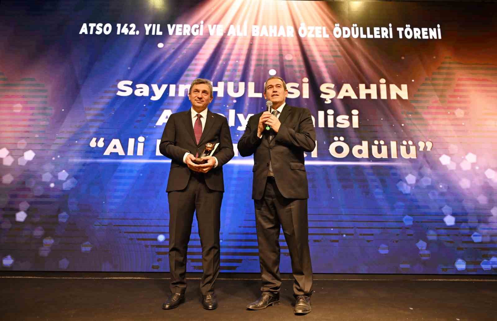 Mevlüt Çavuşoğlu: 