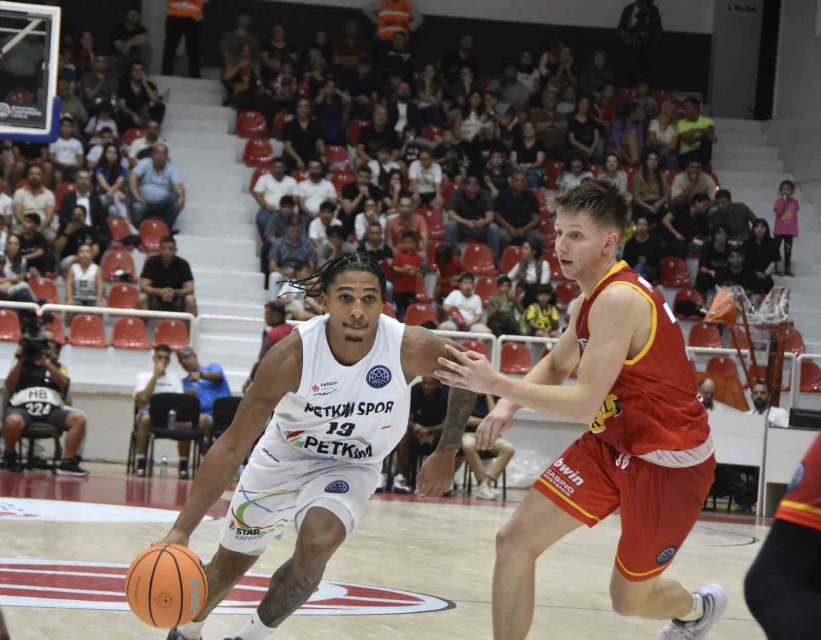 FIBA Şampiyonlar Ligi: Aliağa Petkimspor: 77 - Filou Oostende: 74
