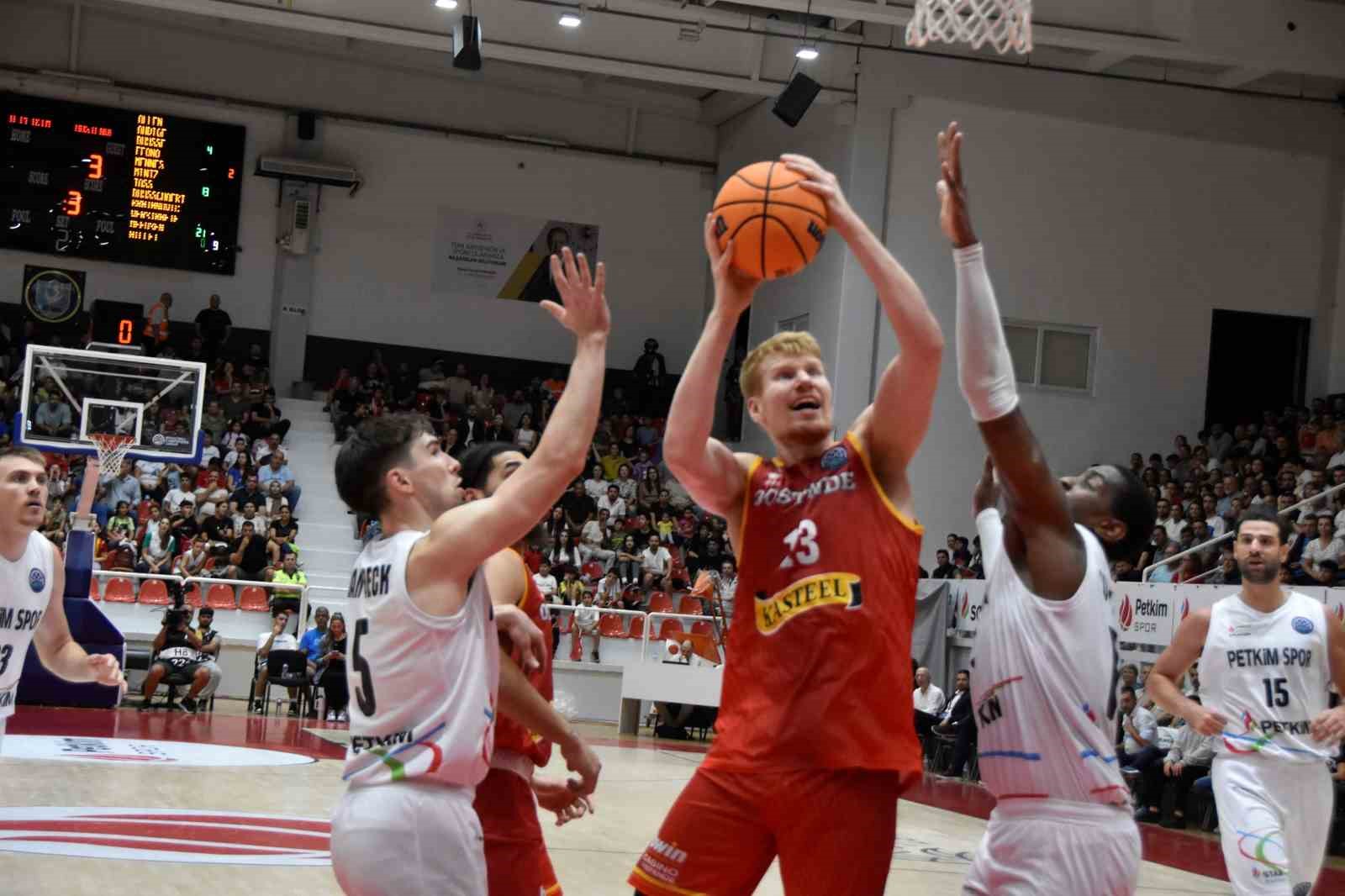 FIBA Şampiyonlar Ligi: Aliağa Petkimspor: 77 - Filou Oostende: 74
