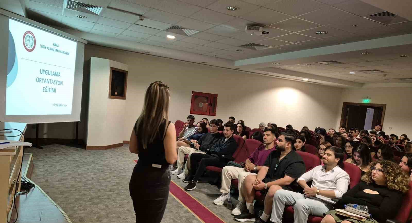 Geleceğin hemşireleri ve sağlık yöneticileri Muğla’da staj yolculuğuna hazır
