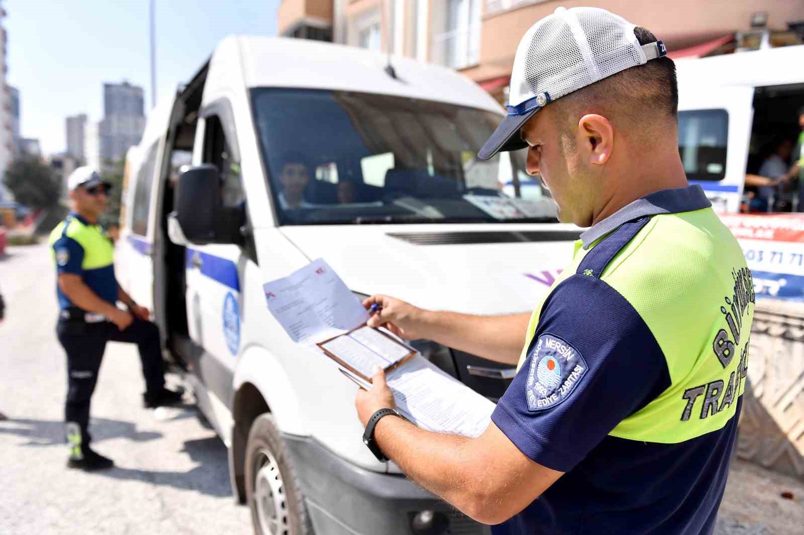 Mersin’de kaldırım işgallerine izin verilmiyor
