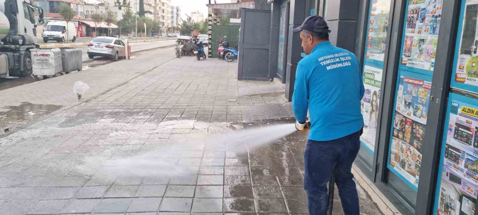 Adıyaman’daki cadde ve sokaklarda temizlik seferberliği
