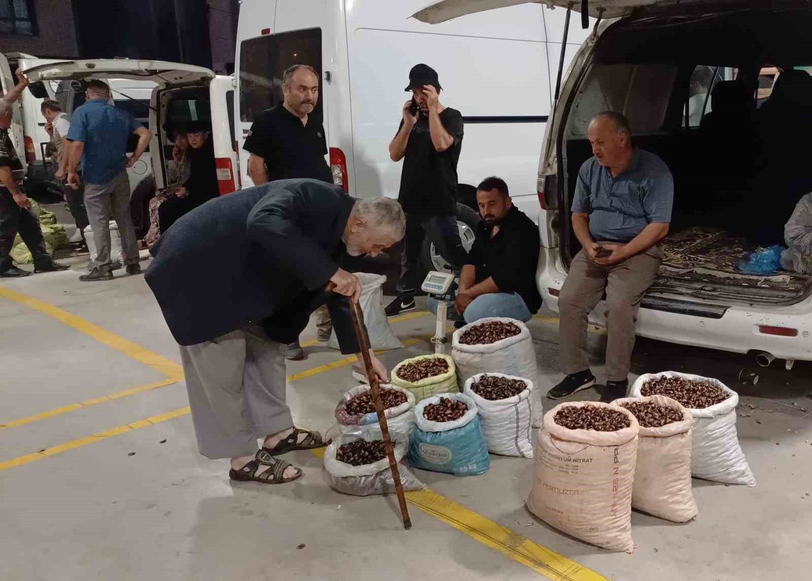 Kilosu 200 lira, kapış kapış satılıyor
