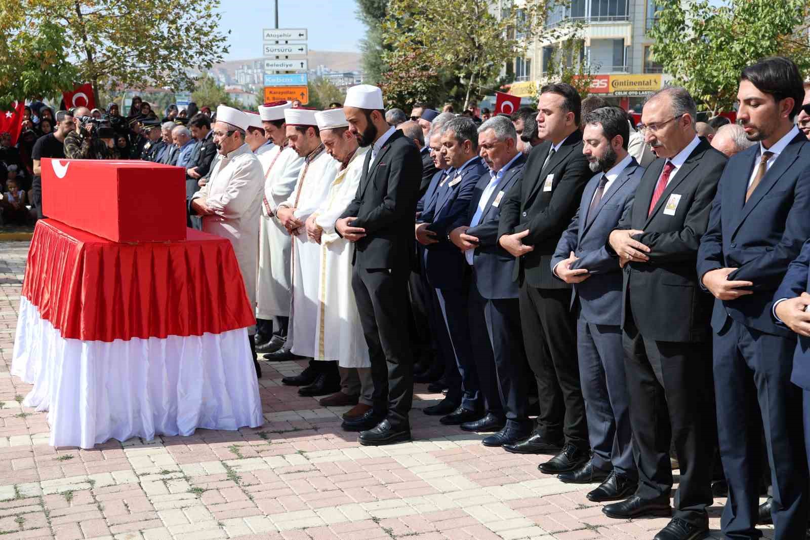 Şehit Alan son yolculuğuna uğurlandı
