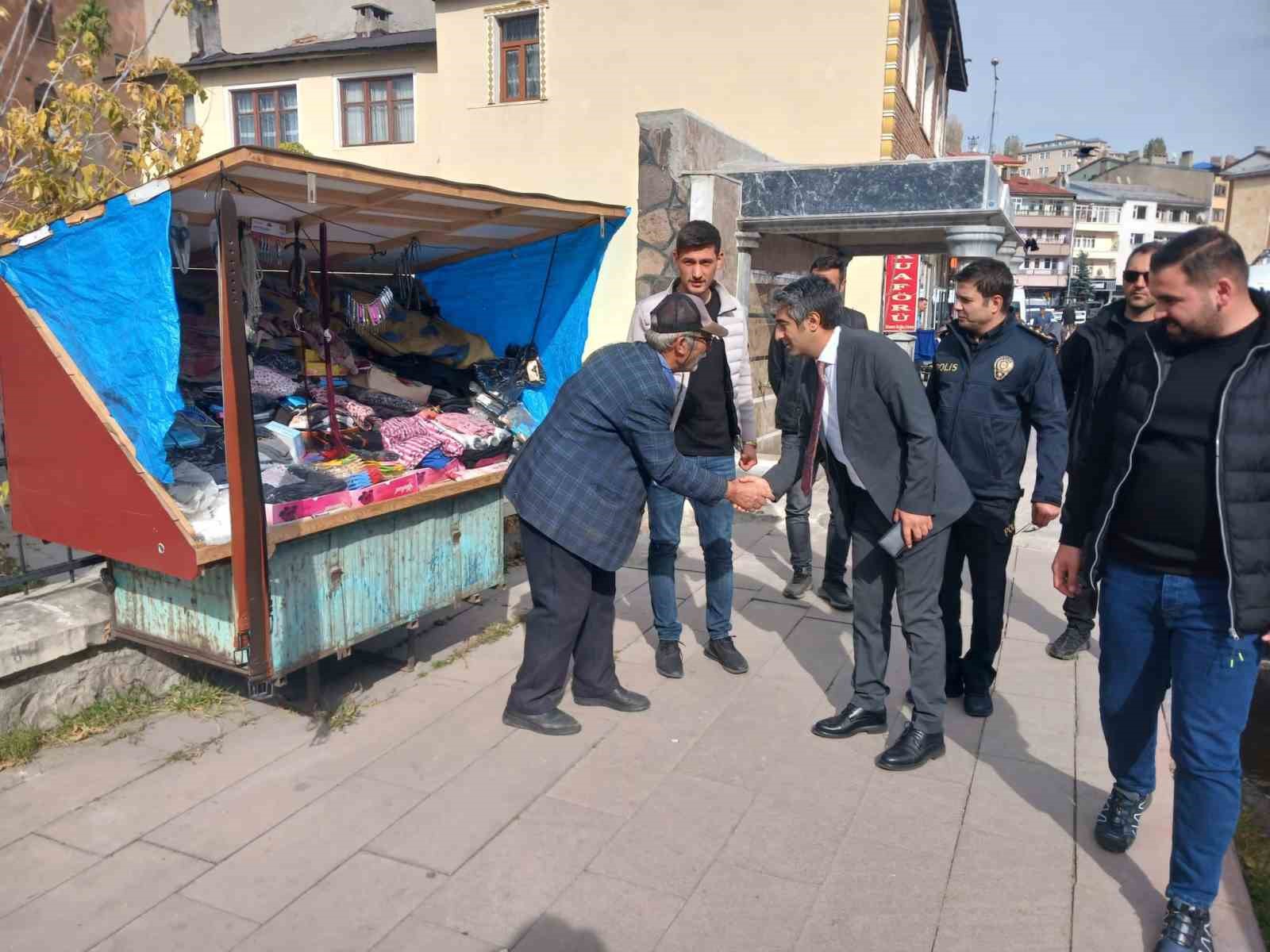 Sarıkamış Kaymakamı Aslantatar’dan esnaf ziyareti
