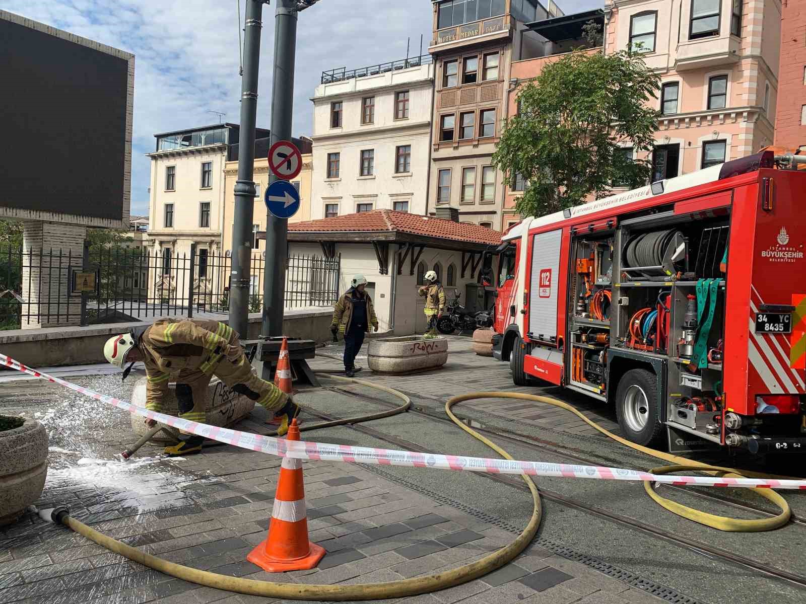 Beyoğlu’nda trafo yangını
