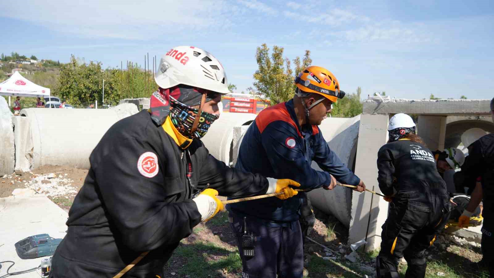 Kırıkkale’de 5.2 büyüklüğünde deprem senaryosuyla tatbikat yapıldı
