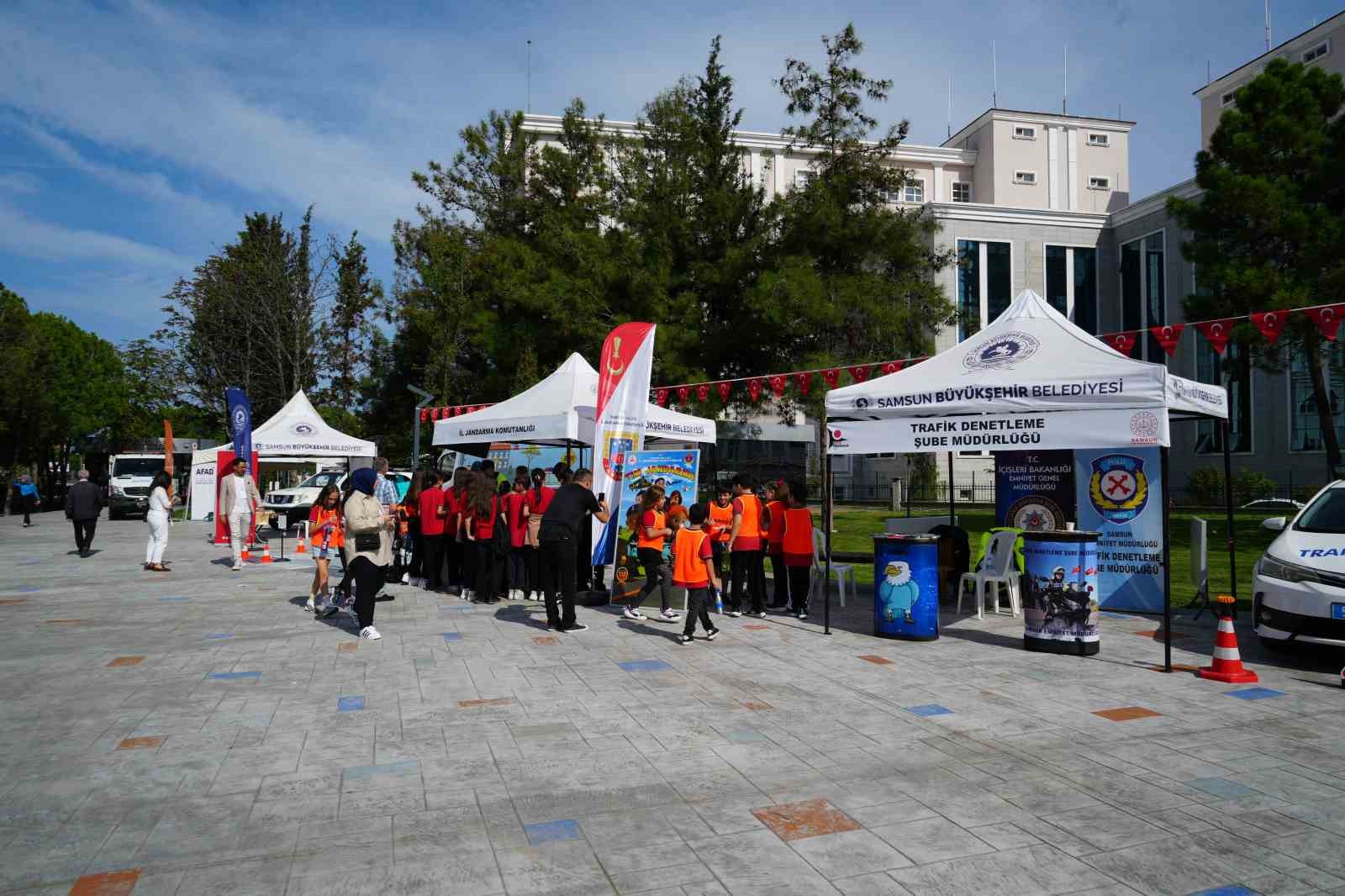 Samsun’da Bilim Benliği: Öğrenciler 55 farklı atölye ile buluştu
