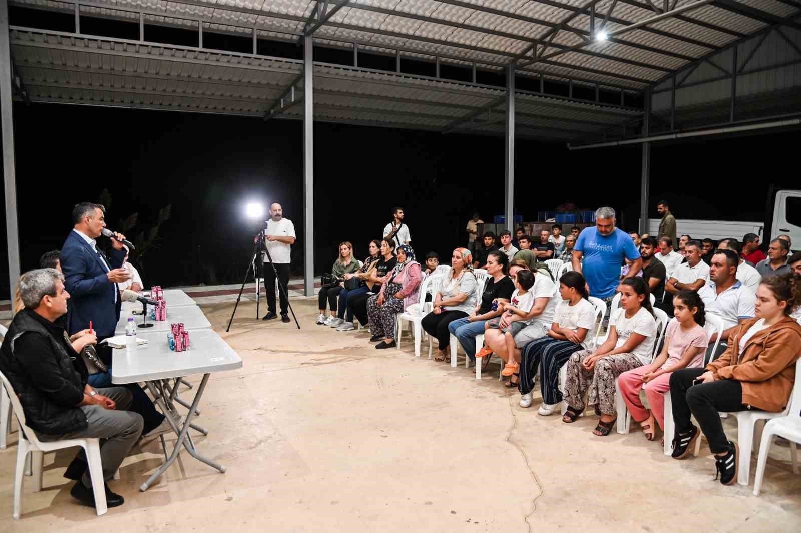 Başkan Niyazi Nefi Kara vatandaşların taleplerini dinledi
