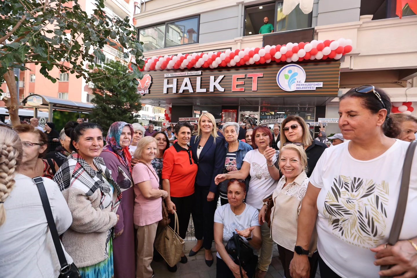 Başkan Doğan; “Halk Et, Halk Süt ve Halk Ekmek’i yapan Türkiye’deki tek belediyeyiz”
