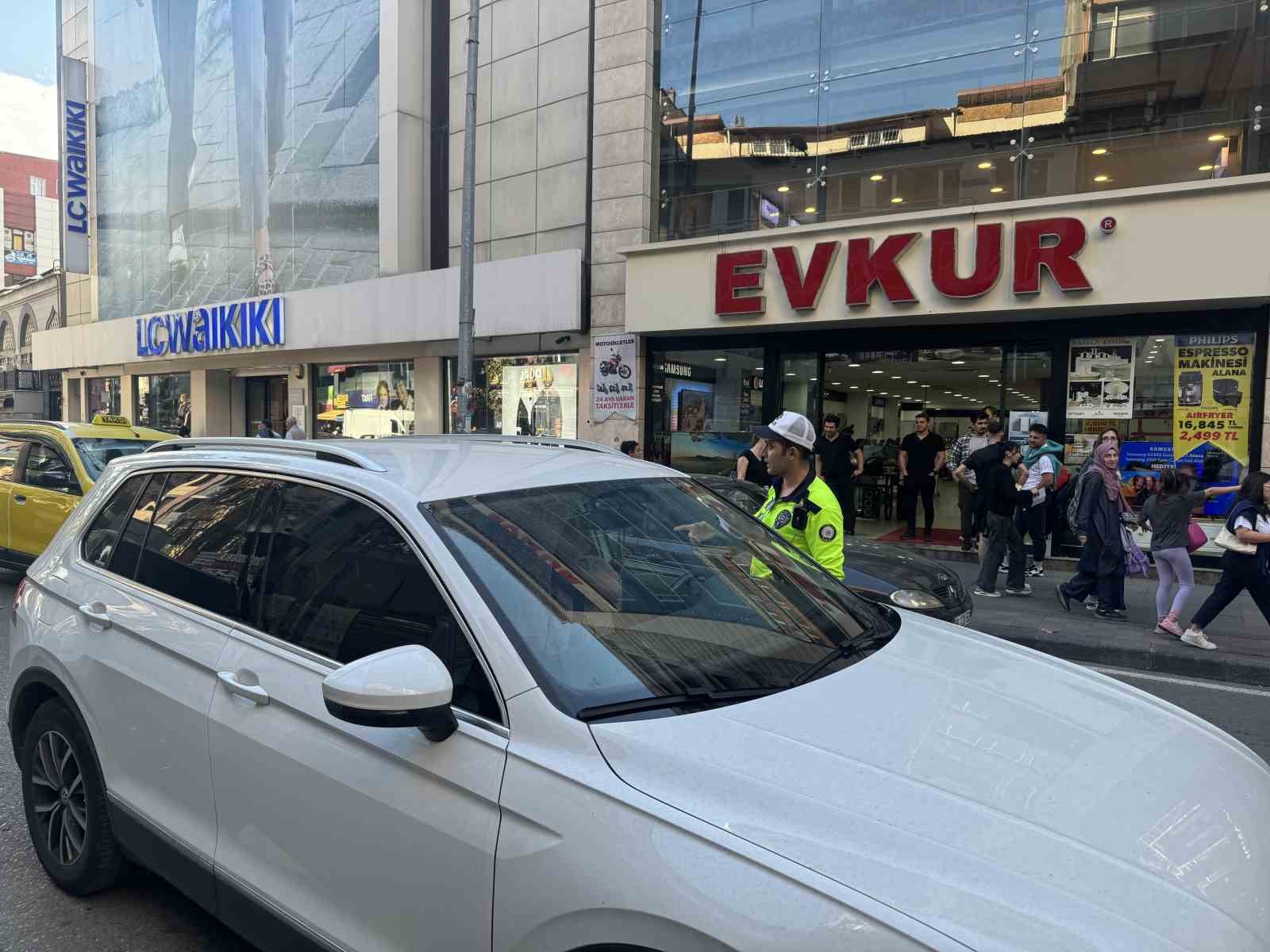 Zonguldak’ta trafik ekipleri çakar denetimi yaptı
