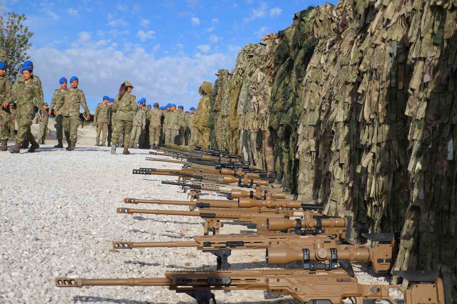 Türk Silahlı Kuvvetleri gövde gösterine çıktı: Hedefler tam isabetle vuruldu
