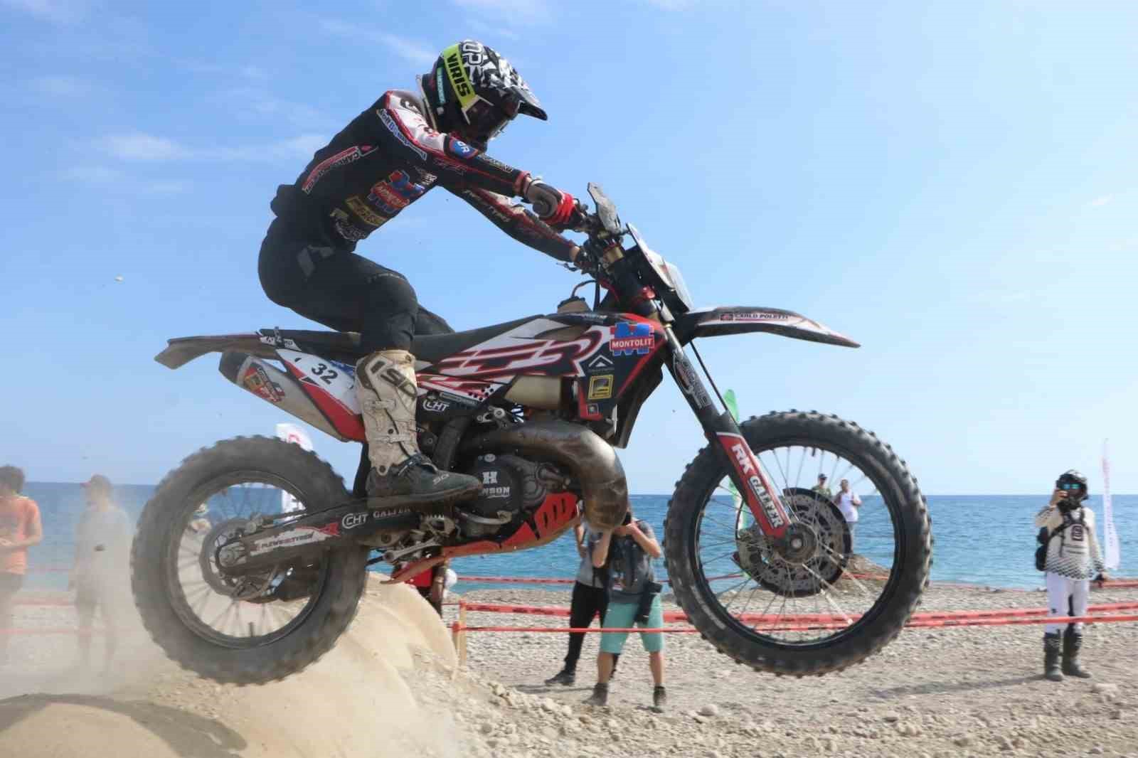 Sea To Sky Enduro Motosiklet Yarışı’nda ilk günün lideri Billy Bolt
