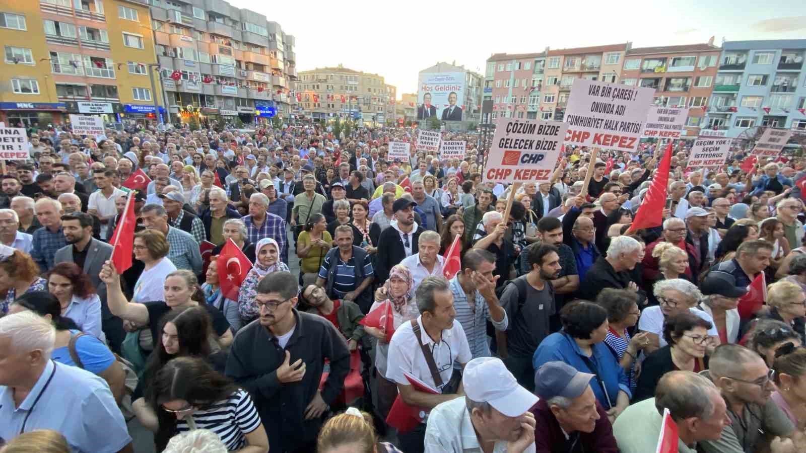 CHP Genel Başkanı Özel: 