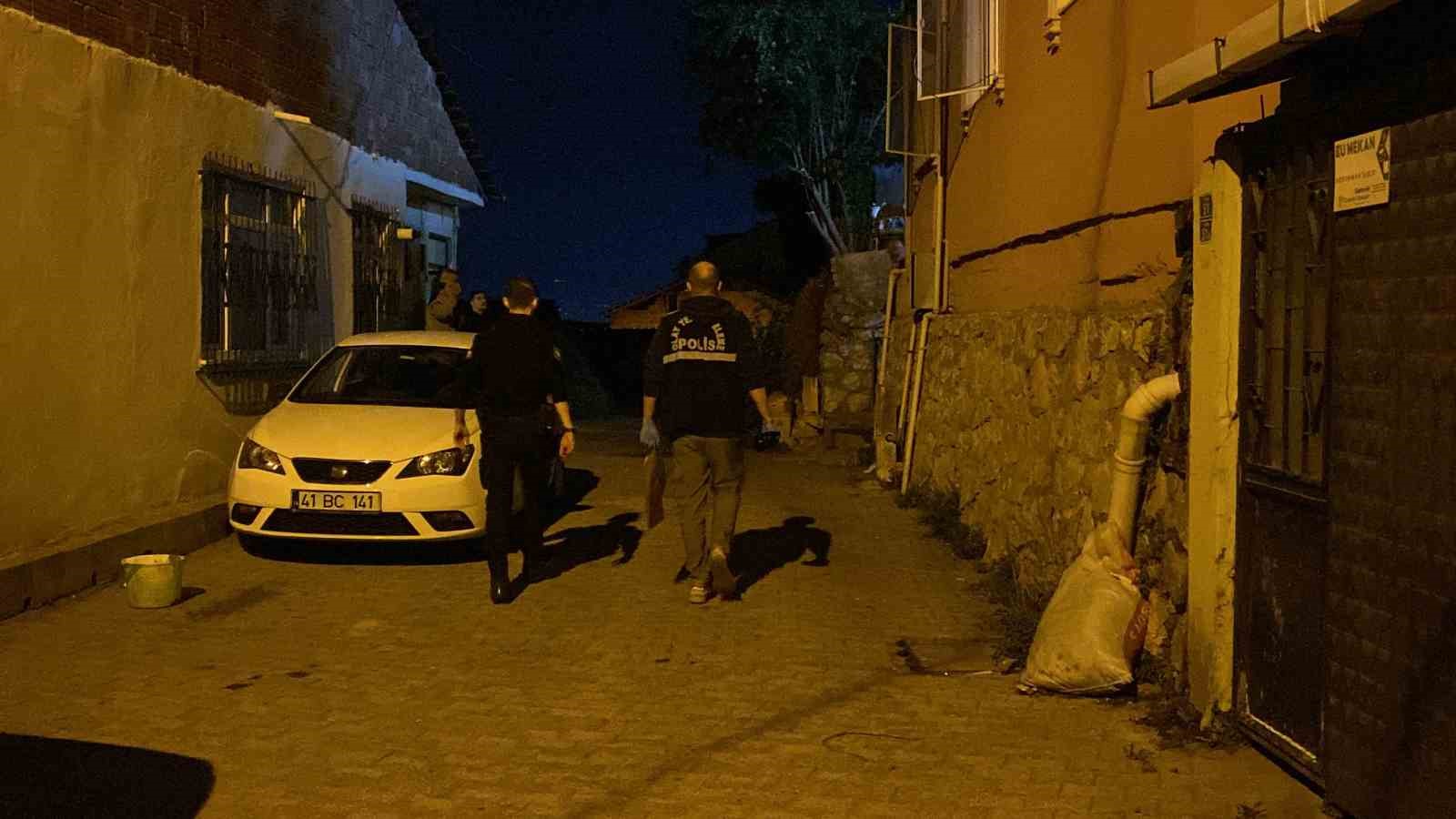 Kocaeli’de silahlı kavga: 2 yaralı
