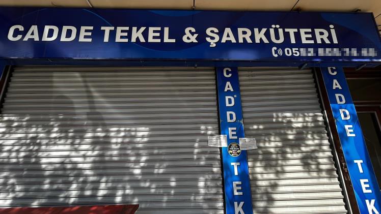 Gaziosmanpaşa’da 2 kişi sahte içkiden hayatını kaybetti
