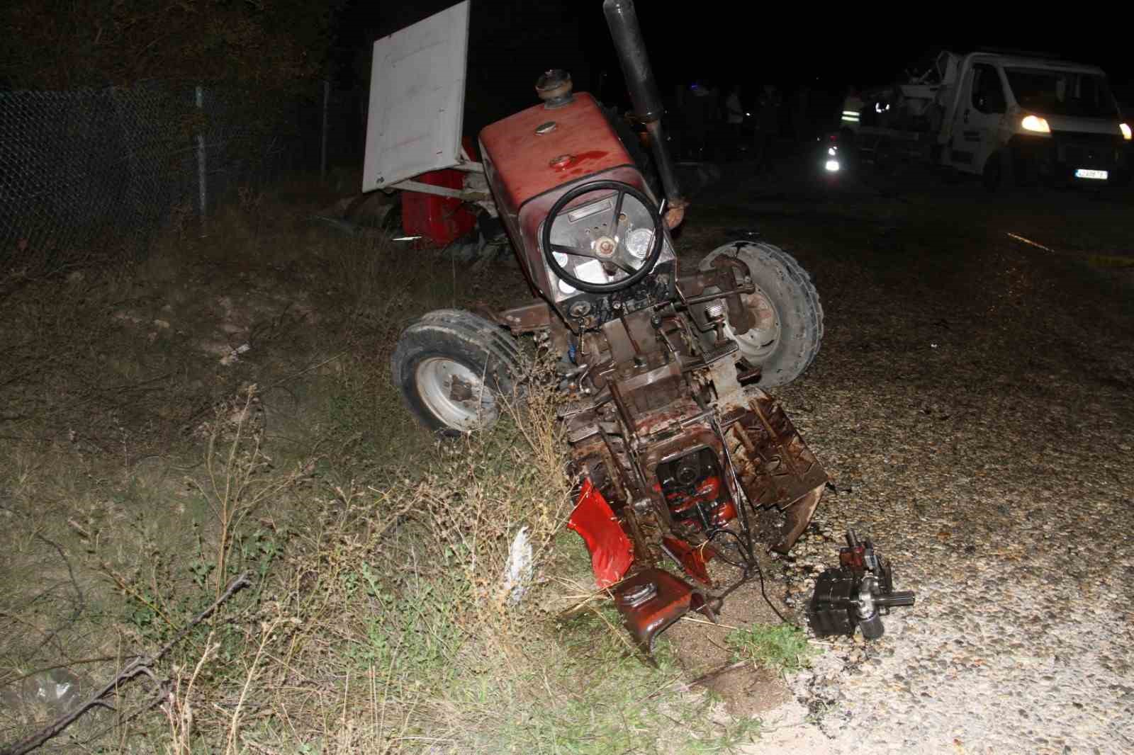 Konya’da otomobille çarpışan traktör ikiye bölündü: 1 ölü, 1 yaralı
