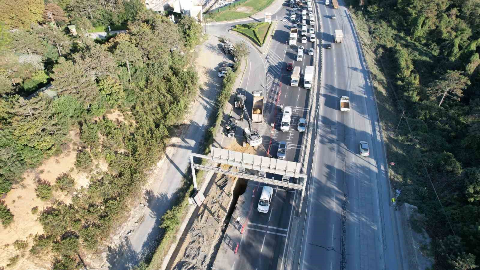 İSKİ’nin yol çalışması, Arnavutköy’ün çilesi oldu
