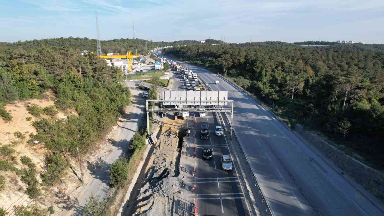 İSKİ’nin yol çalışması, Arnavutköy’ün çilesi oldu
