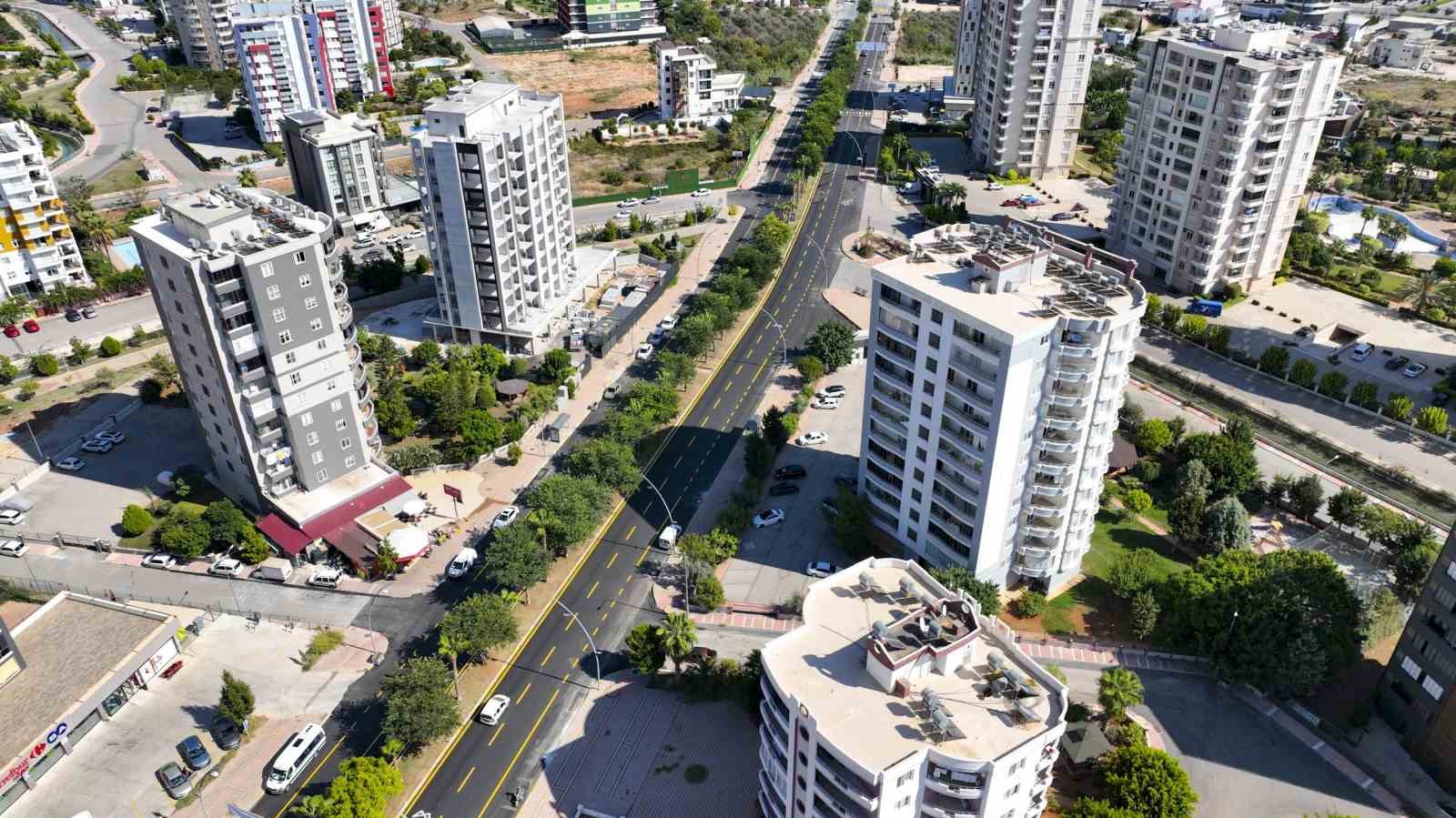 Mersin’de yollar yenileniyor
