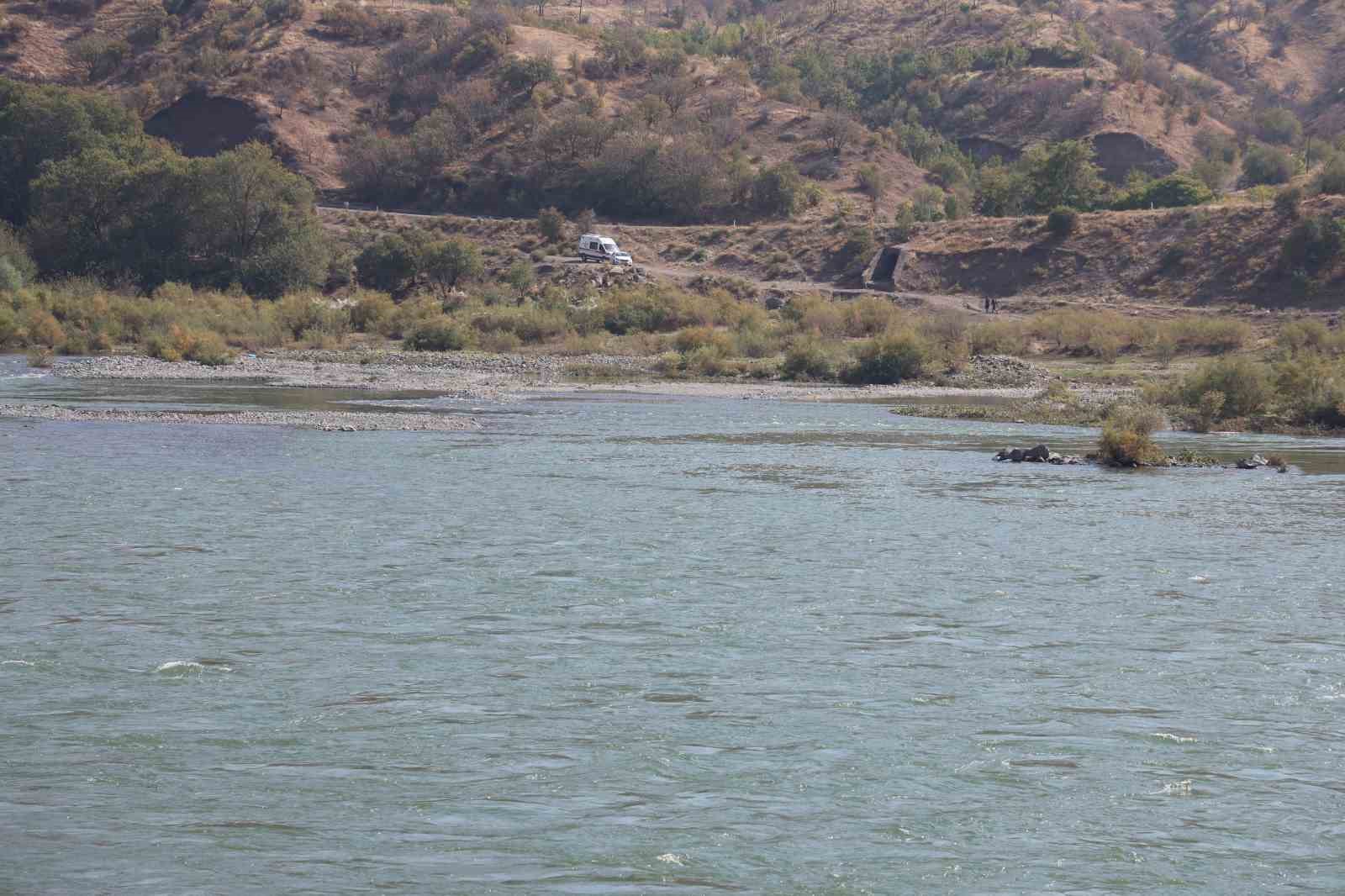 3 çocuğun boğulduğu ihbarı ekipleri harekete geçirdi
