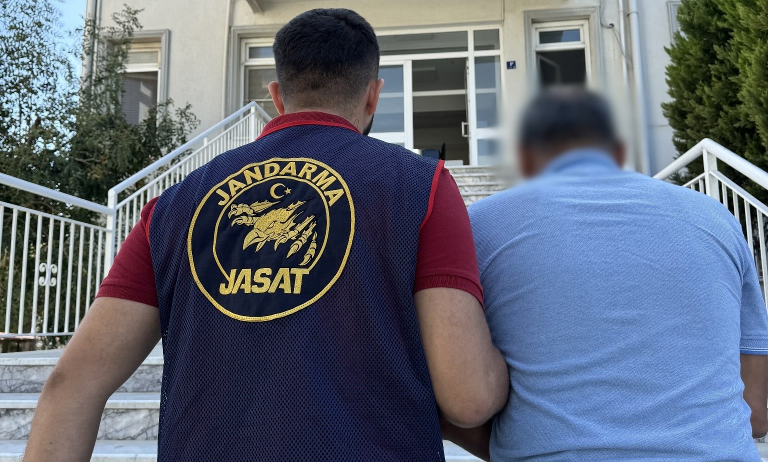 Jandarma ekipleri 48 saatte 31 aranan şahsı yakaladı
