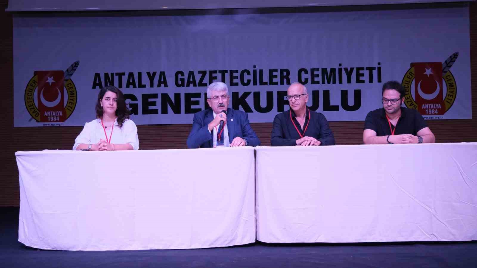 Antalya Gazeteciler Cemiyeti (AGC) Olağan Genel Kurulu yapıldı
