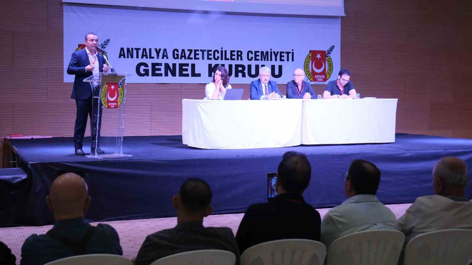 Antalya Gazeteciler Cemiyeti (AGC) Olağan Genel Kurulu yapıldı
