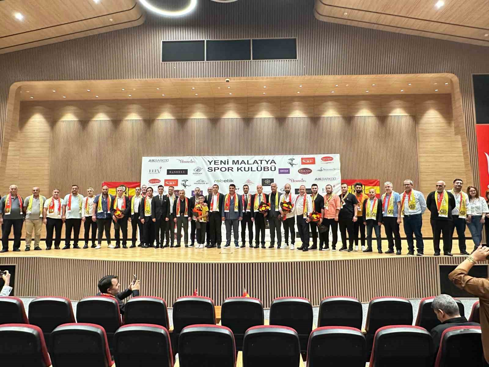 Yeni Malatyaspor’da başkan adayı Ümit Bayram hedeflerini açıkladı
