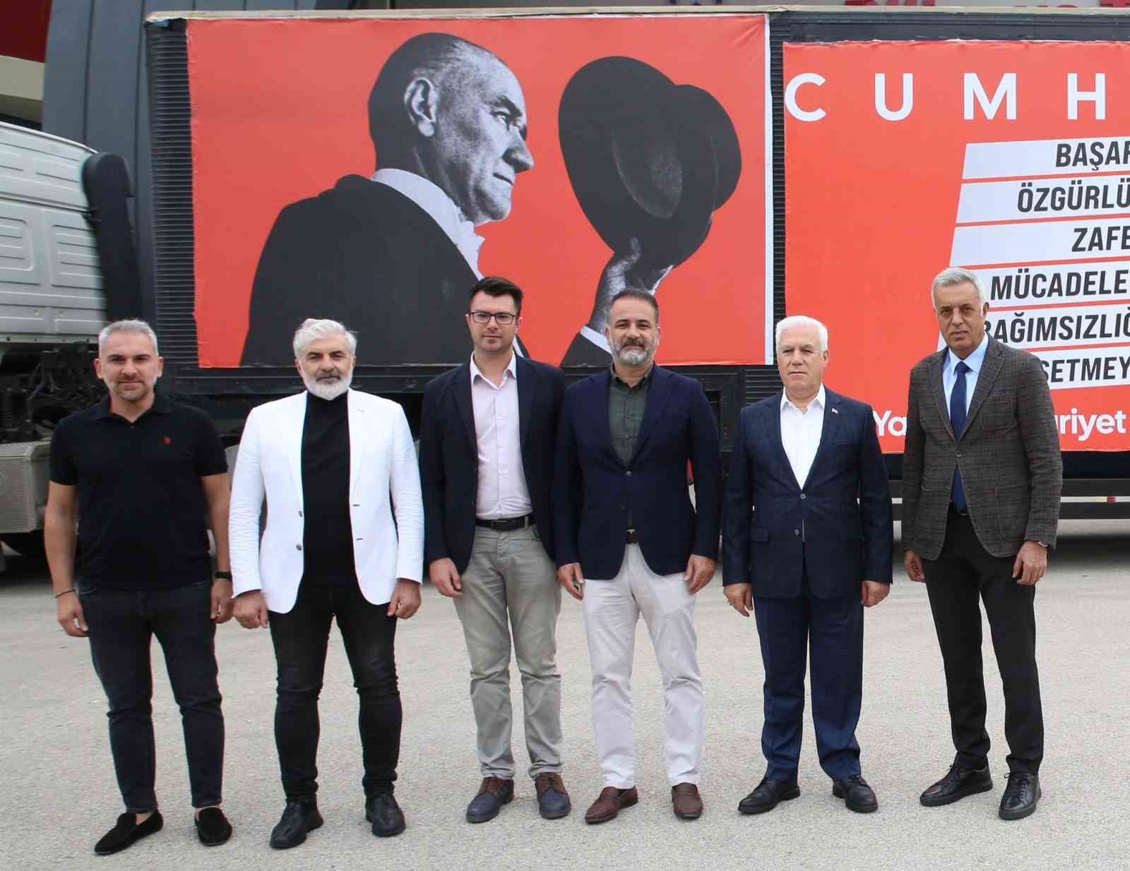 29 Ekim coşkusu ’Cumhuriyet Tırı’ ile Bursa’yı sarıyor
