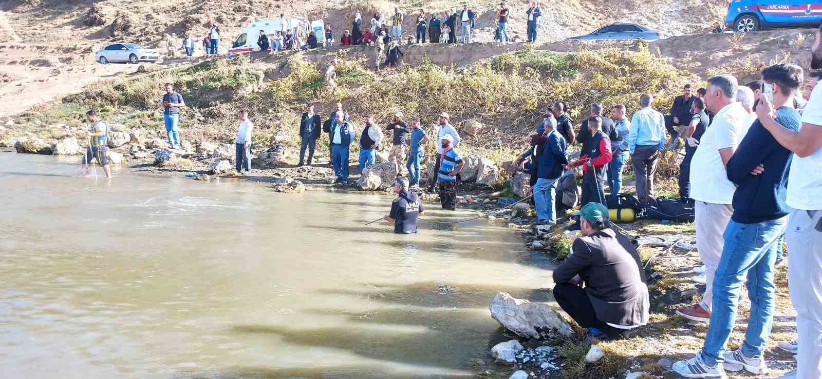 Bitlis’te kaplıcaya giren baba ve oğlu hayatını kaybetti
