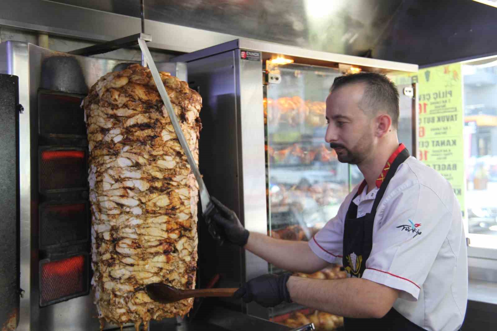 Konya’nın tavuklara fısıldayan adamı
