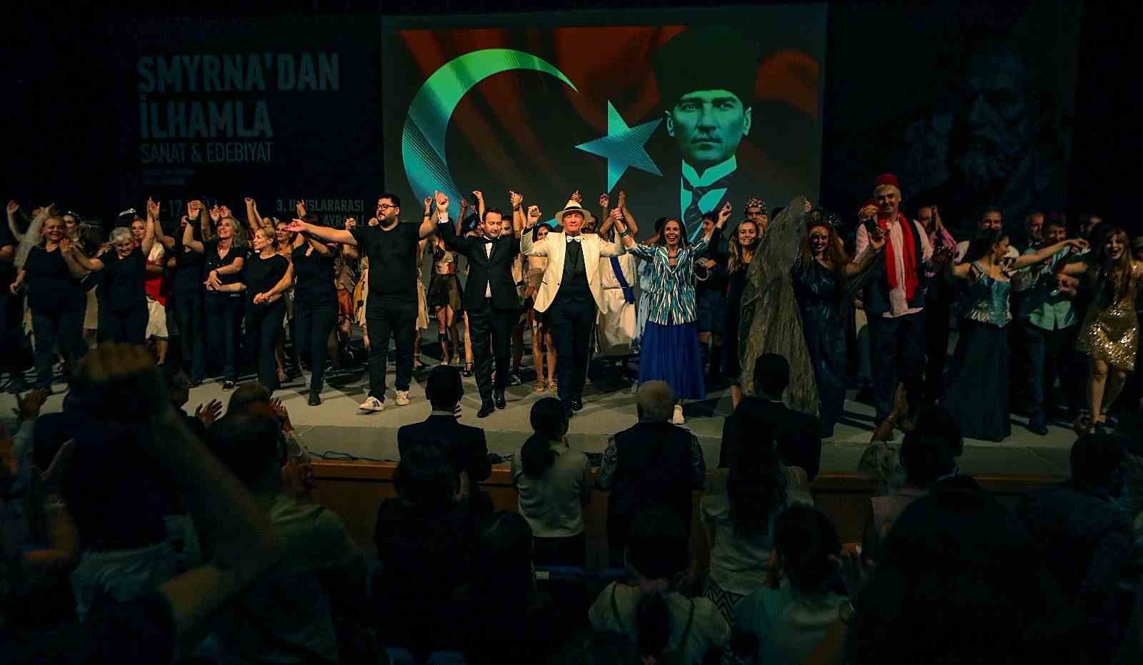 Bayraklı’nın Uluslararası Homeros Festivali’ne muhteşem final
