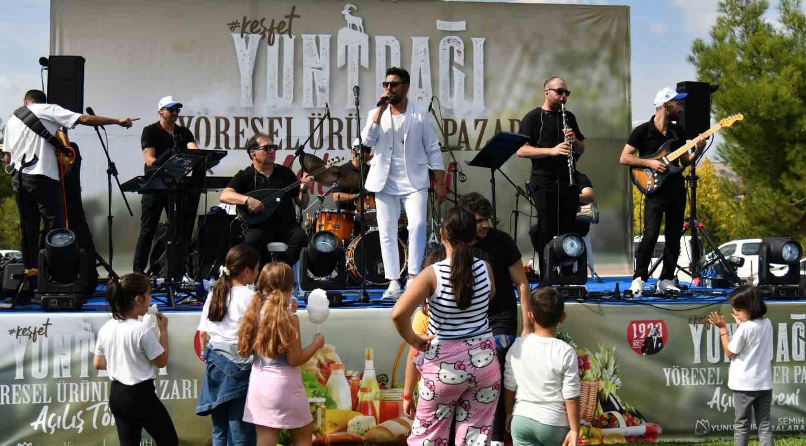 Yuntdağı Yöresel Ürünler Pazarı açıldı
