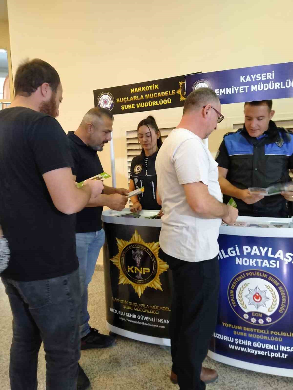 Kayseri Emniyet Kitap Fuarı’nda
