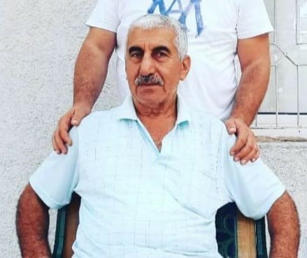 Hatay’da hasarlı evin balkonu çöktü: Baba ve oğlu hayatını kaybetti
