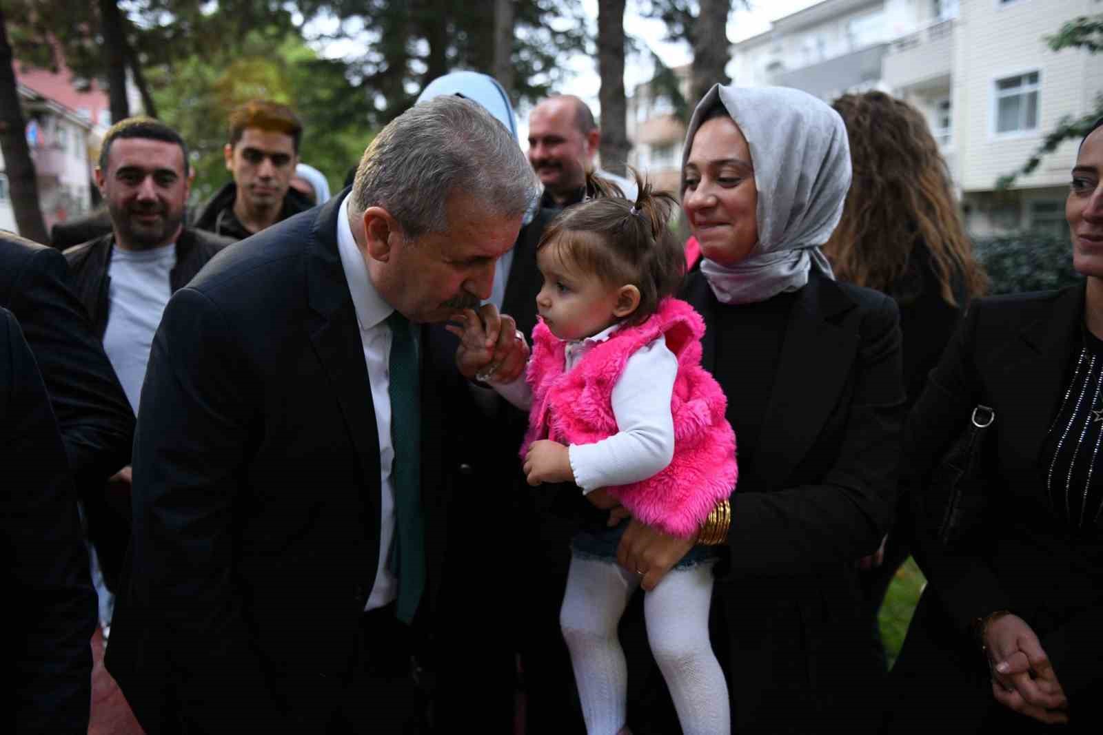 Erenler’de tamamlanan projeler açıldı,yapılacak olan projeler tanıtıldı
