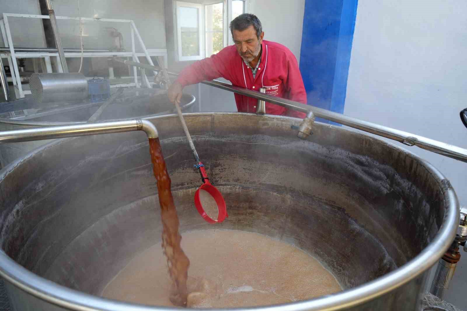 Üzümün taneden pekmeze uzanan yolculuğu
