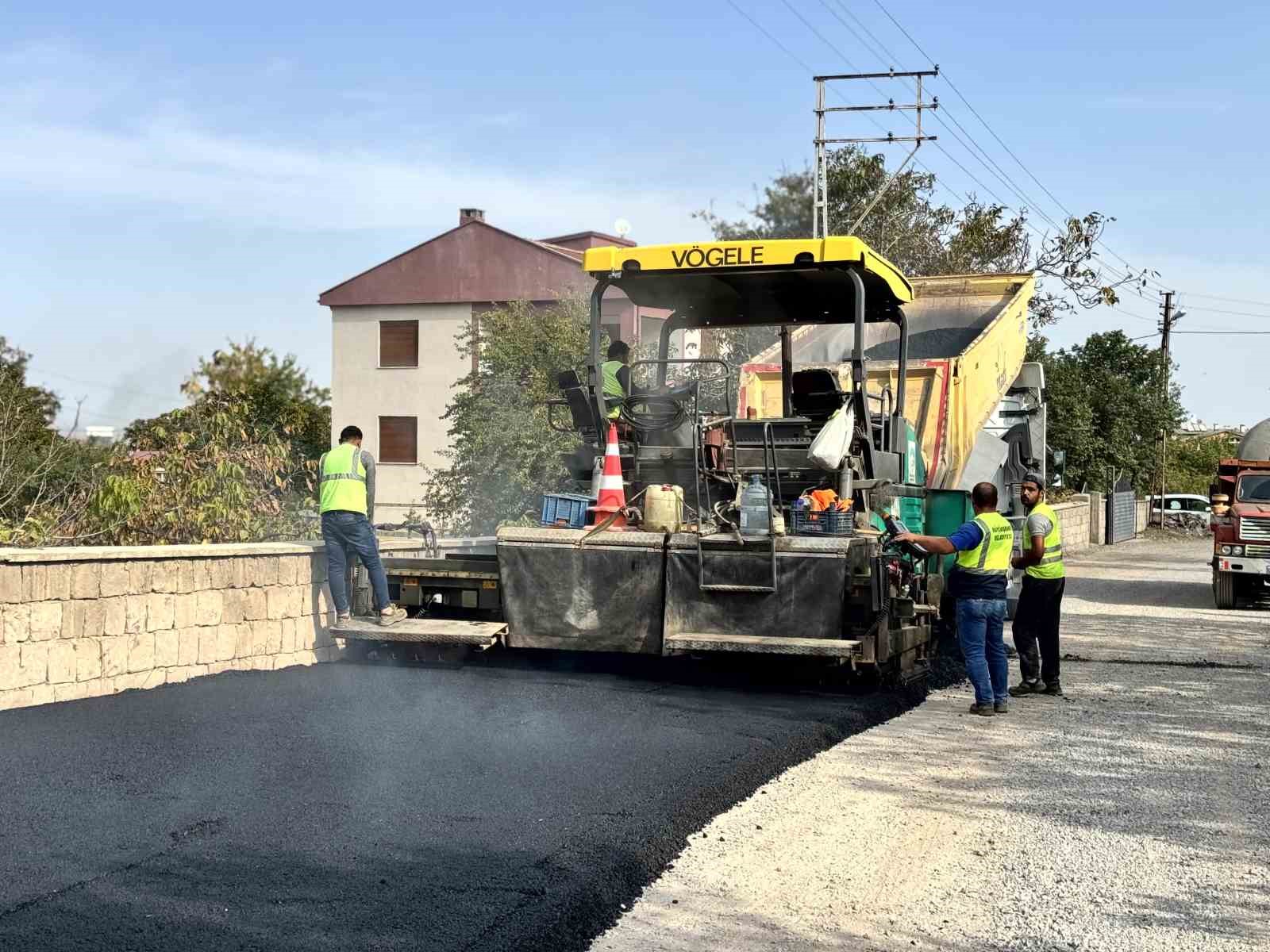 Başkan Özdoğan: “Altyapı ve üstyapı çalışmalarımız hız kesmeden devam ediyor”
