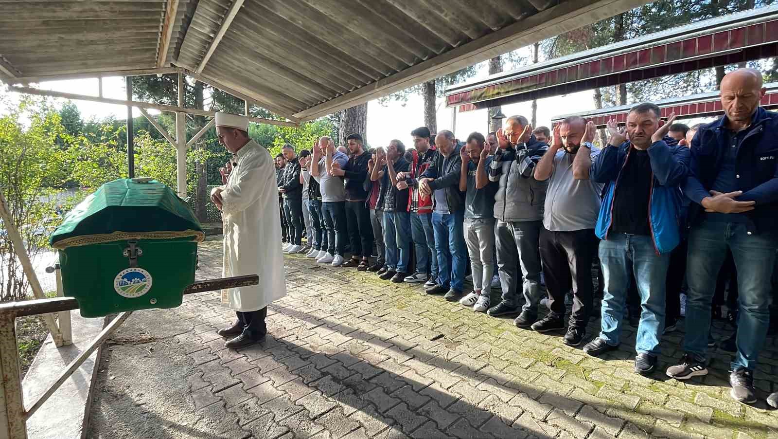 Patlamada hayatını kaybeden 2 çocuk babası son yolculuğuna uğurlandı
