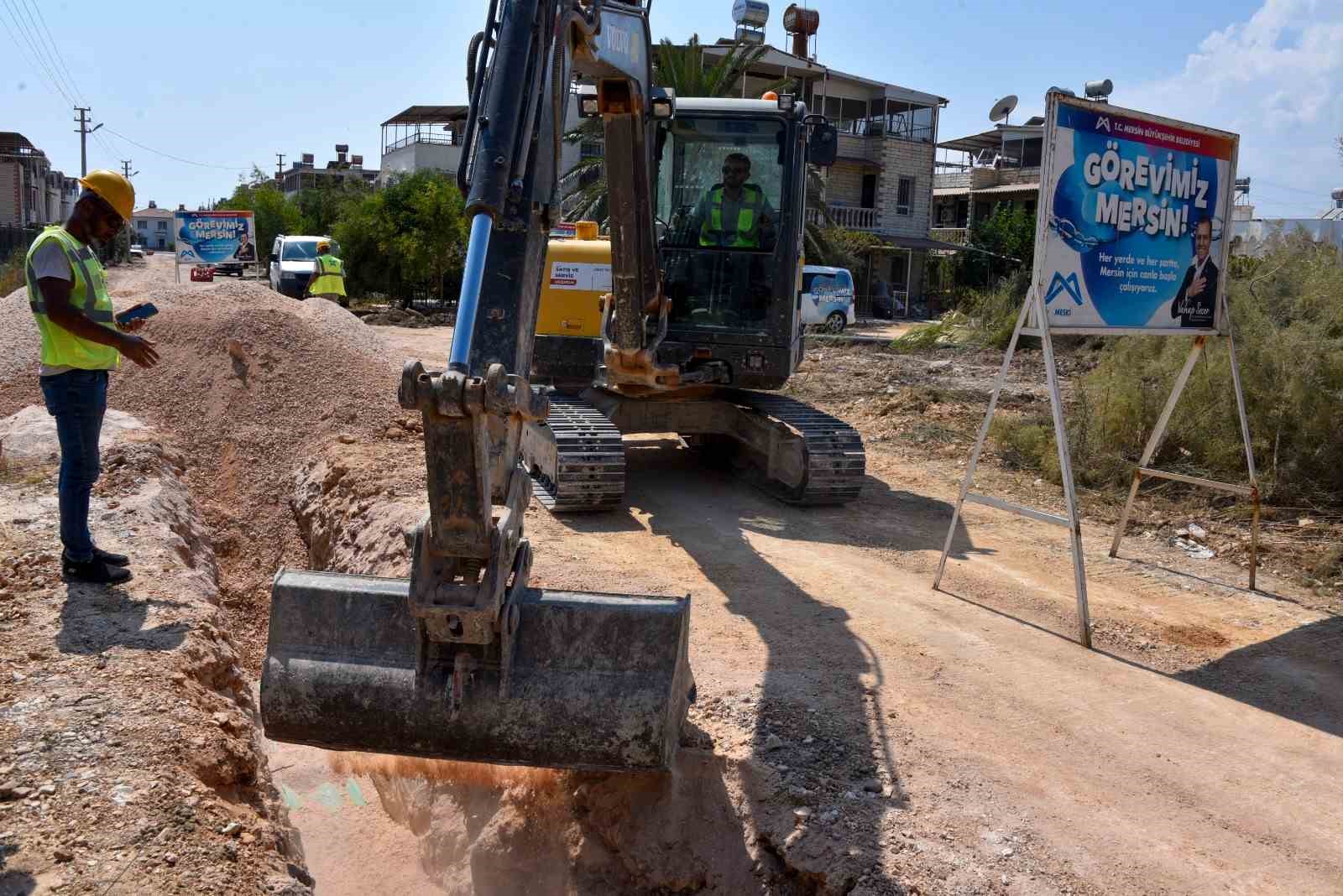 Silifke’de kanalizasyon projeleri devam ediyor
