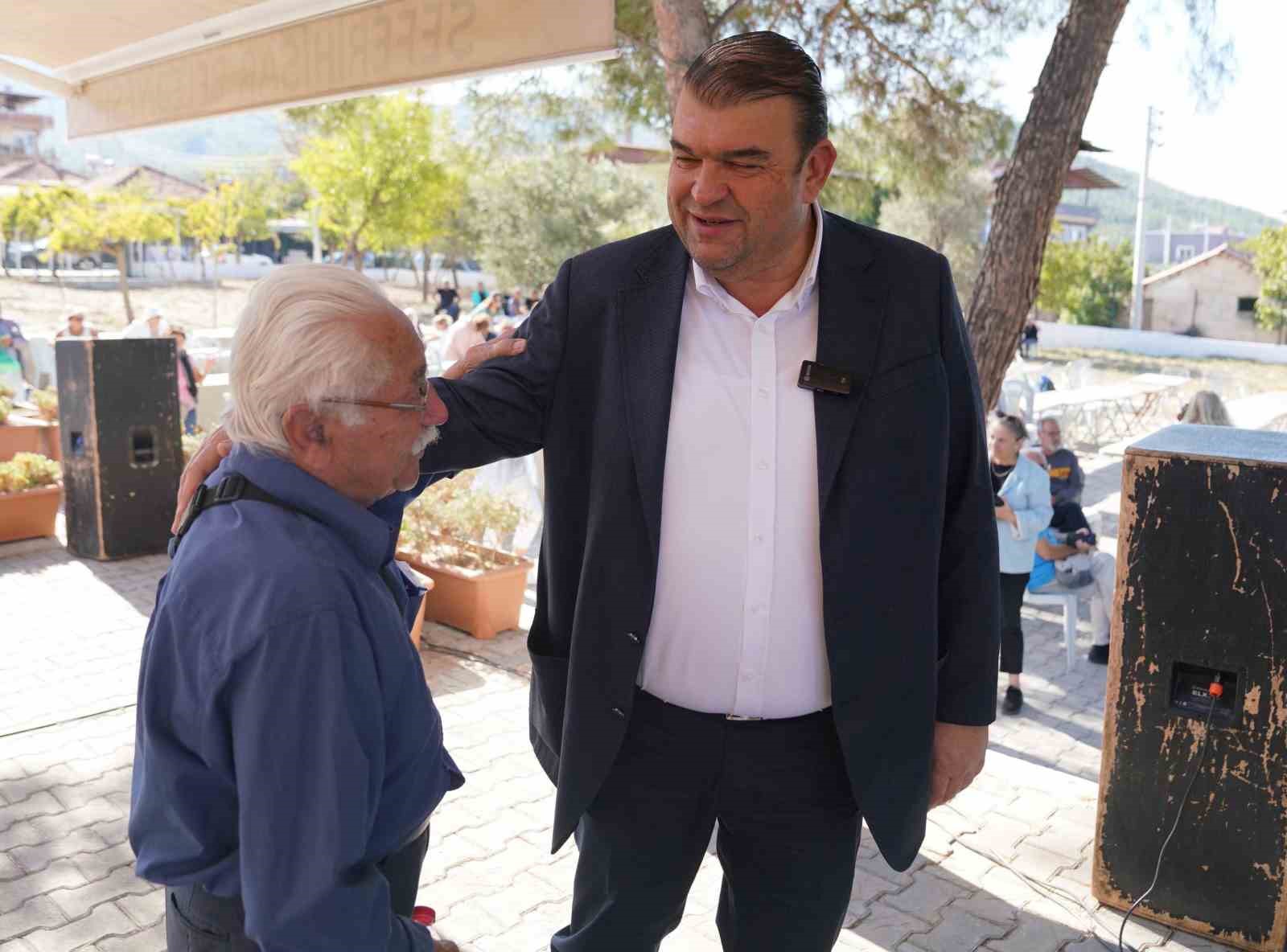 ’Seferihisar’ın Çınarları’ yeniden piknikte buluştu
