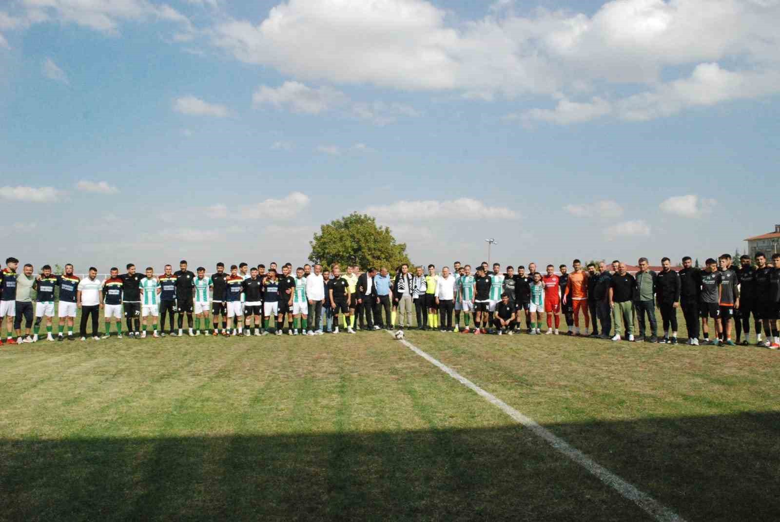 Çal Belediyespor sezona 3 puanla başladı
