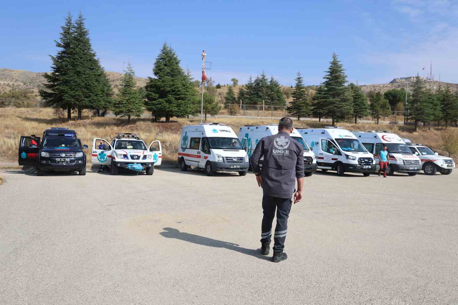 UMKE’den deprem bölgesinde ’afet hazırlık’ tatbikatı
