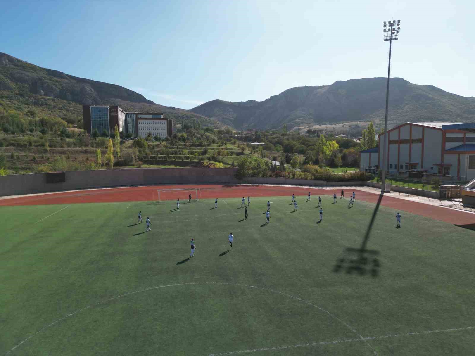 Tokat’ta yabancı öğrenciler arası futbol turnuvası başladı
