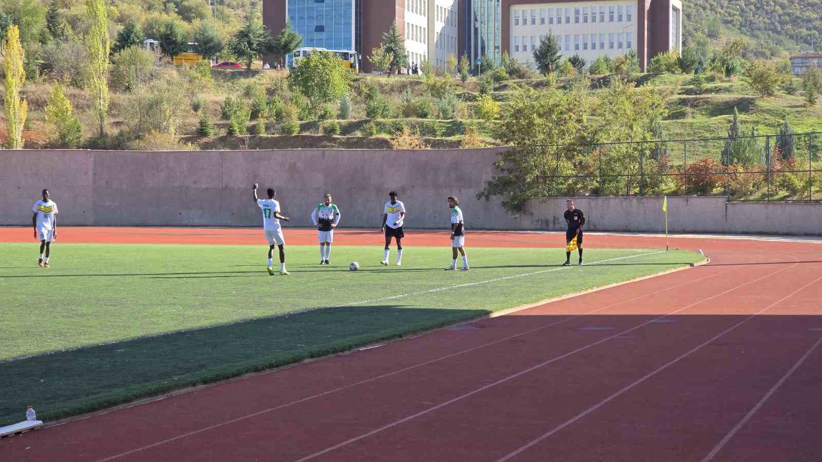 Tokat’ta yabancı öğrenciler arası futbol turnuvası başladı
