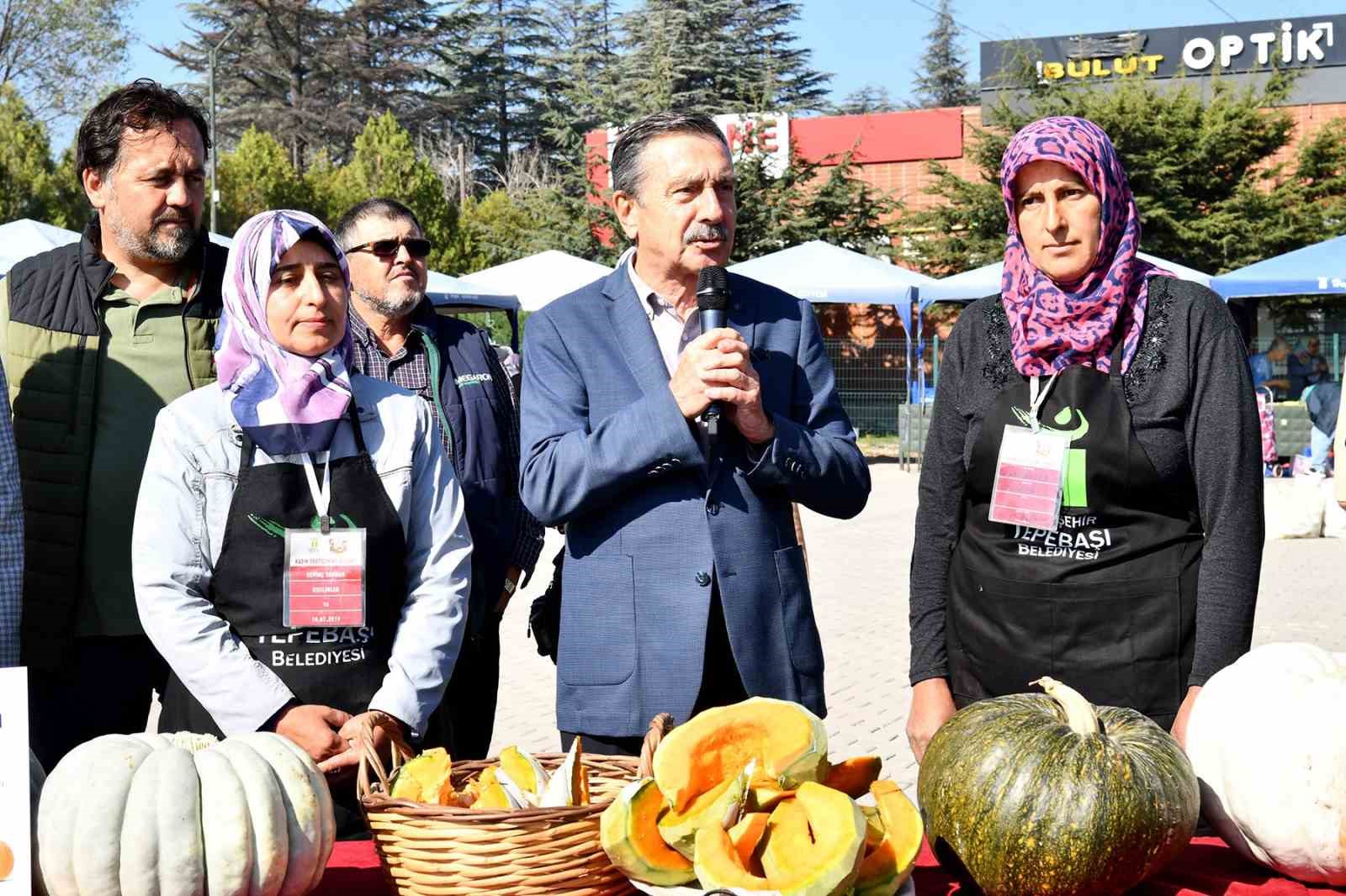 Başkan Ataç kadın üreticilerin gününü kutladı
