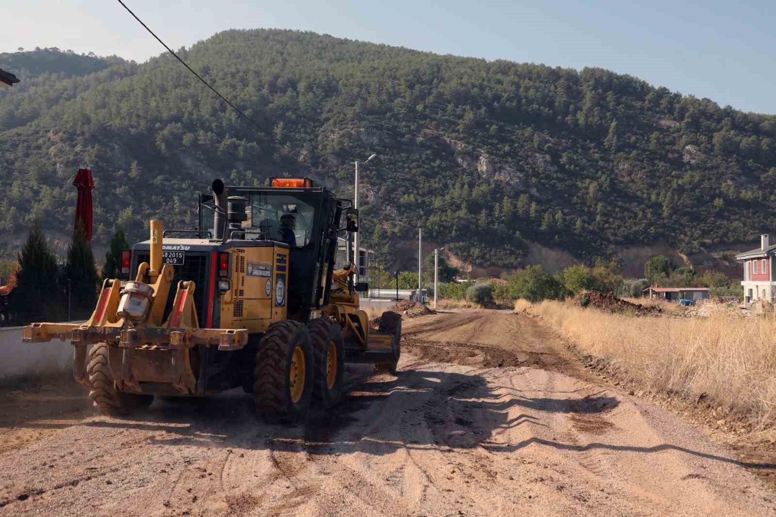 Çocukların yol isteğini Başkan Aras yerine getirdi
